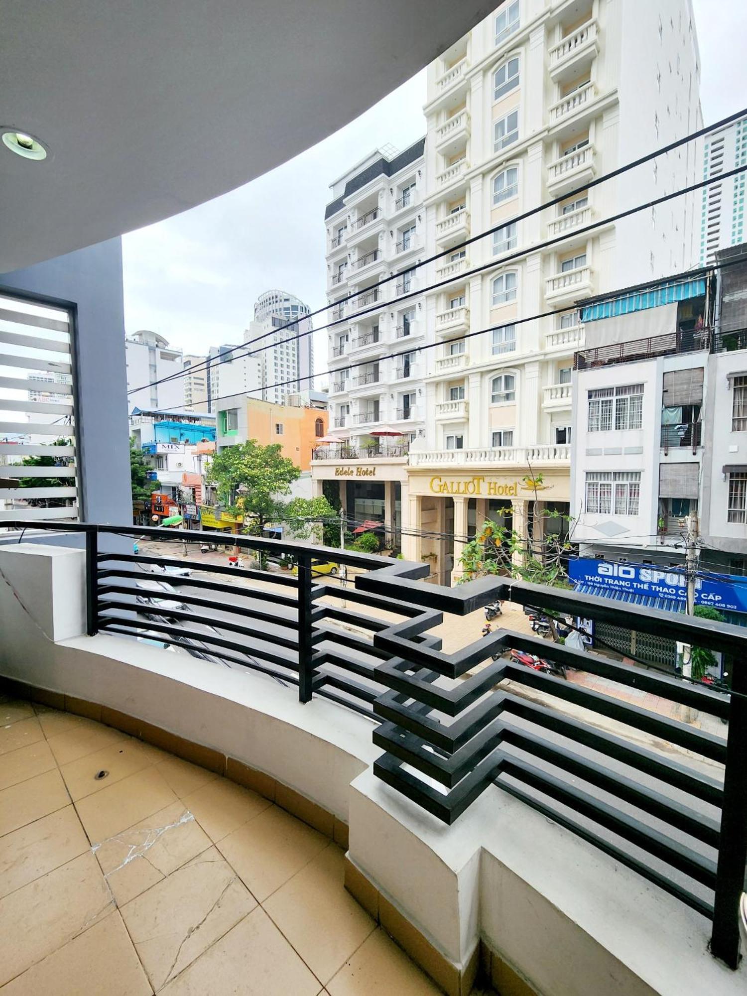 Starlight Nha Trang Hotel Exterior photo